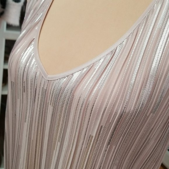 Jennifer Lopez sleeveless  top, size M - Picture 5 of 10